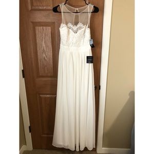 Lulu’s Formal/Wedding dress